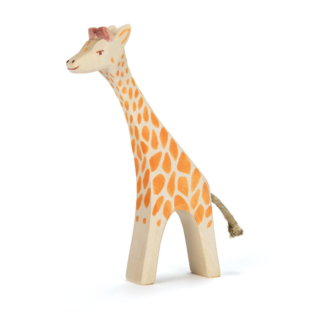 21802 Giraffe Gross Laufend E1717365844823.jpg