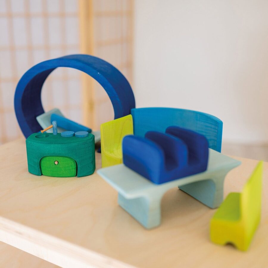Blue Green Mobile Home 2.jpg