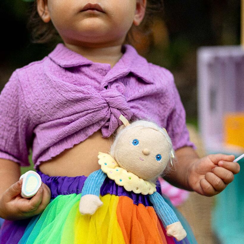 Dinky Dinkum Dolls Bonnie Buttercream Lifestyle 5.jpg