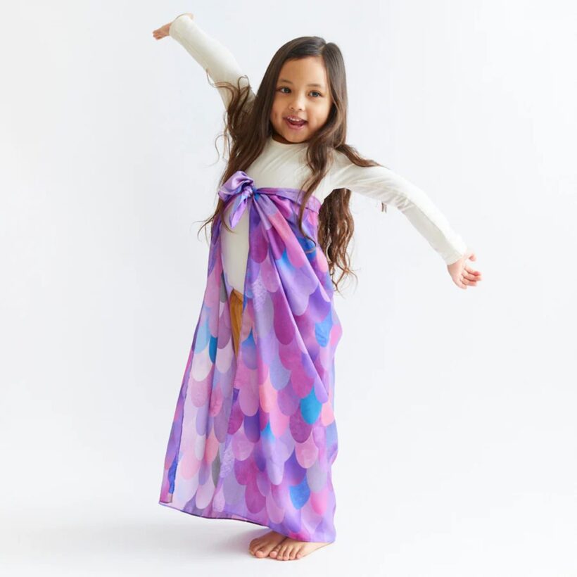 Dinosauronwhite25 900x.jpg