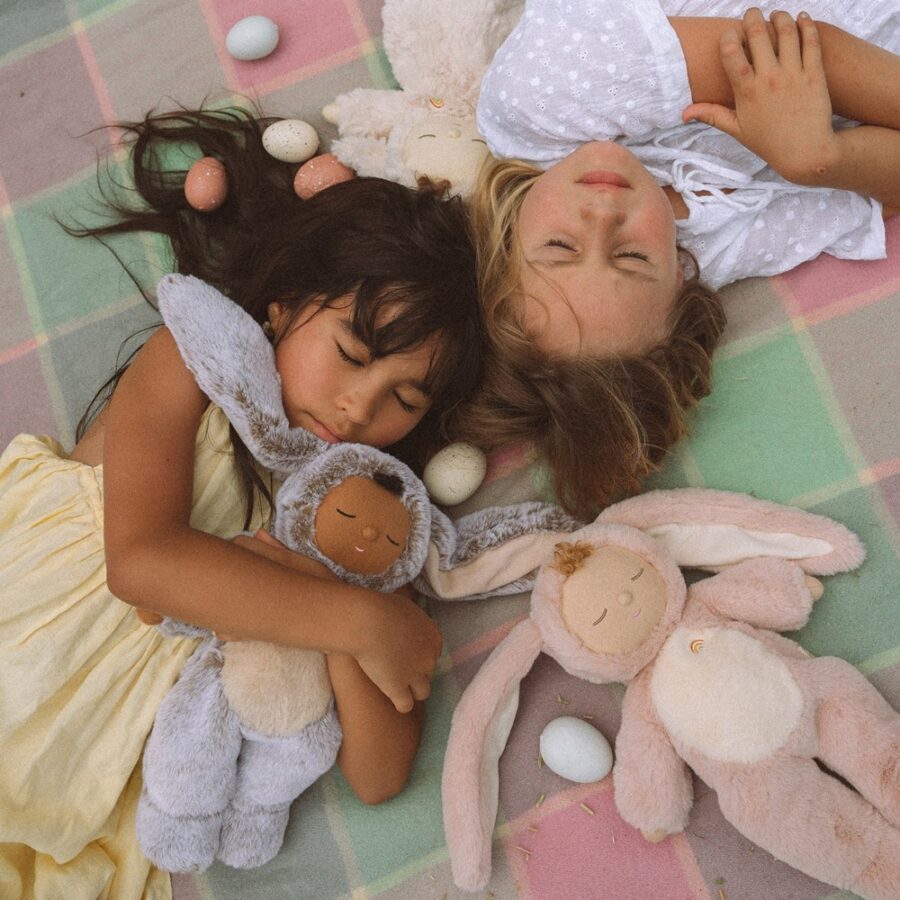 Olli Ella Cozy Dinkums Bunny Muffin Lifestyle 2.jpg