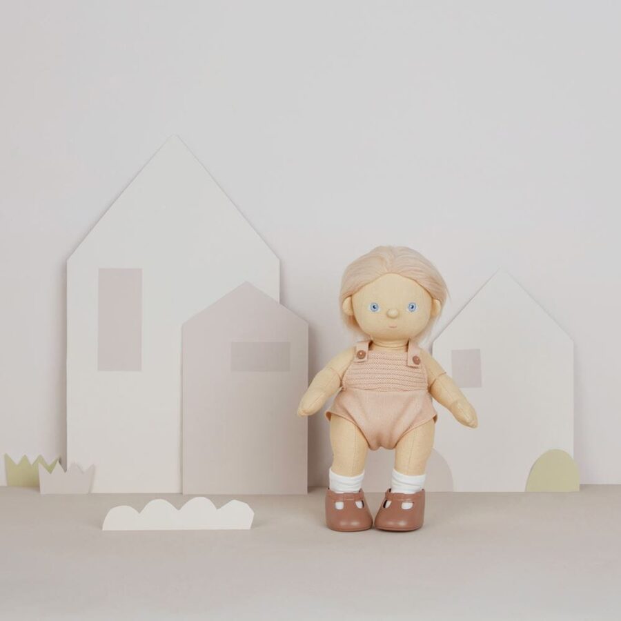 Petal Dinkum Doll 13.jpg