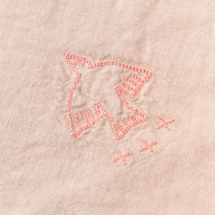 L1n0 Embroidery Winter Blanket Mauve Pink Nobodinoz 4 8435574934178.jpg