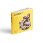 Packshot Cover 241 Cuboro The Book 1.jpg