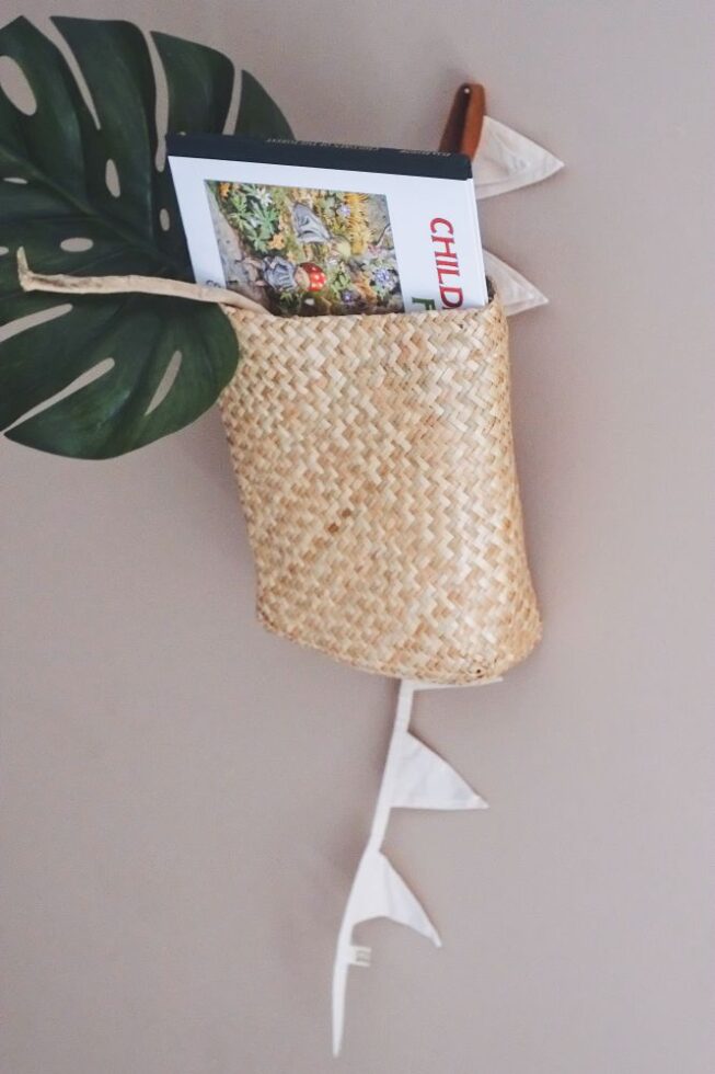 סל תלייה ספרים 3 Compressed.jpg