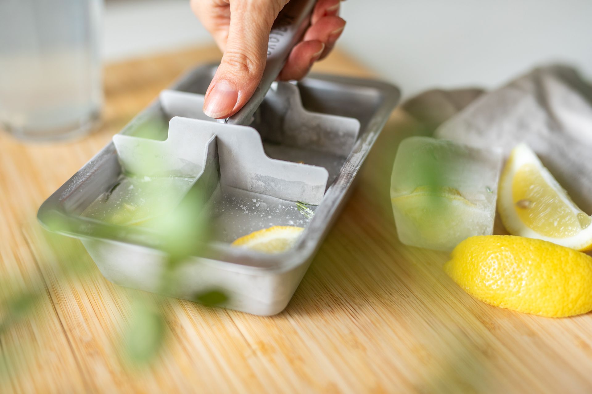 Eco Ice Cuber Giant Ac081 3000x2000 1920x1920